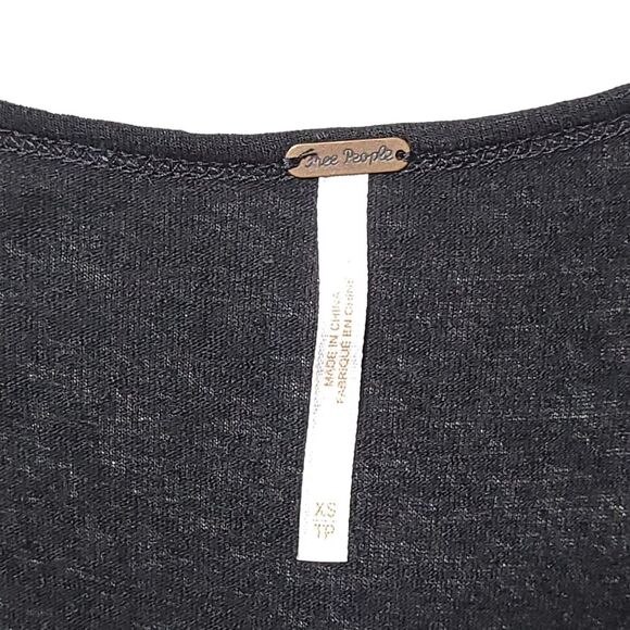 Free People Bittersweet Cold Shoulder Tee*Black* XSmall - Picture 6 of 12